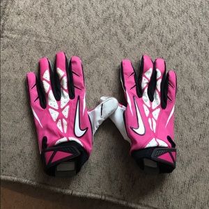 Nike Football Gloves